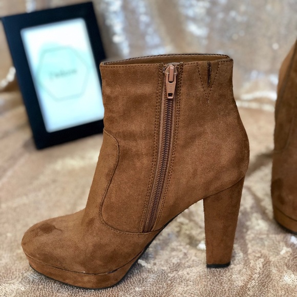 Fall Pick! 🍂 Mossimo Supply Co. Heeled Bootie - Picture 2 of 8